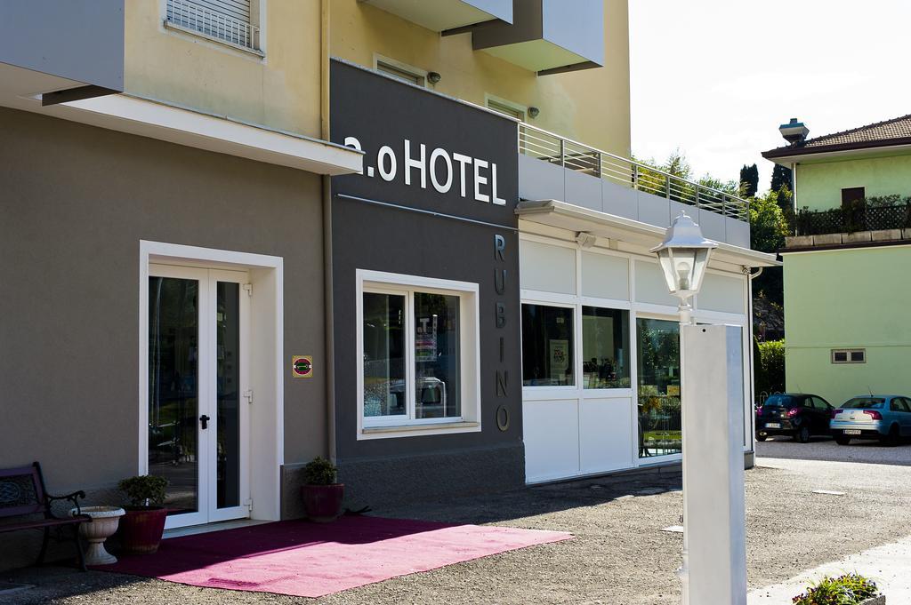 Hotel Rubino Nago Exteriör bild