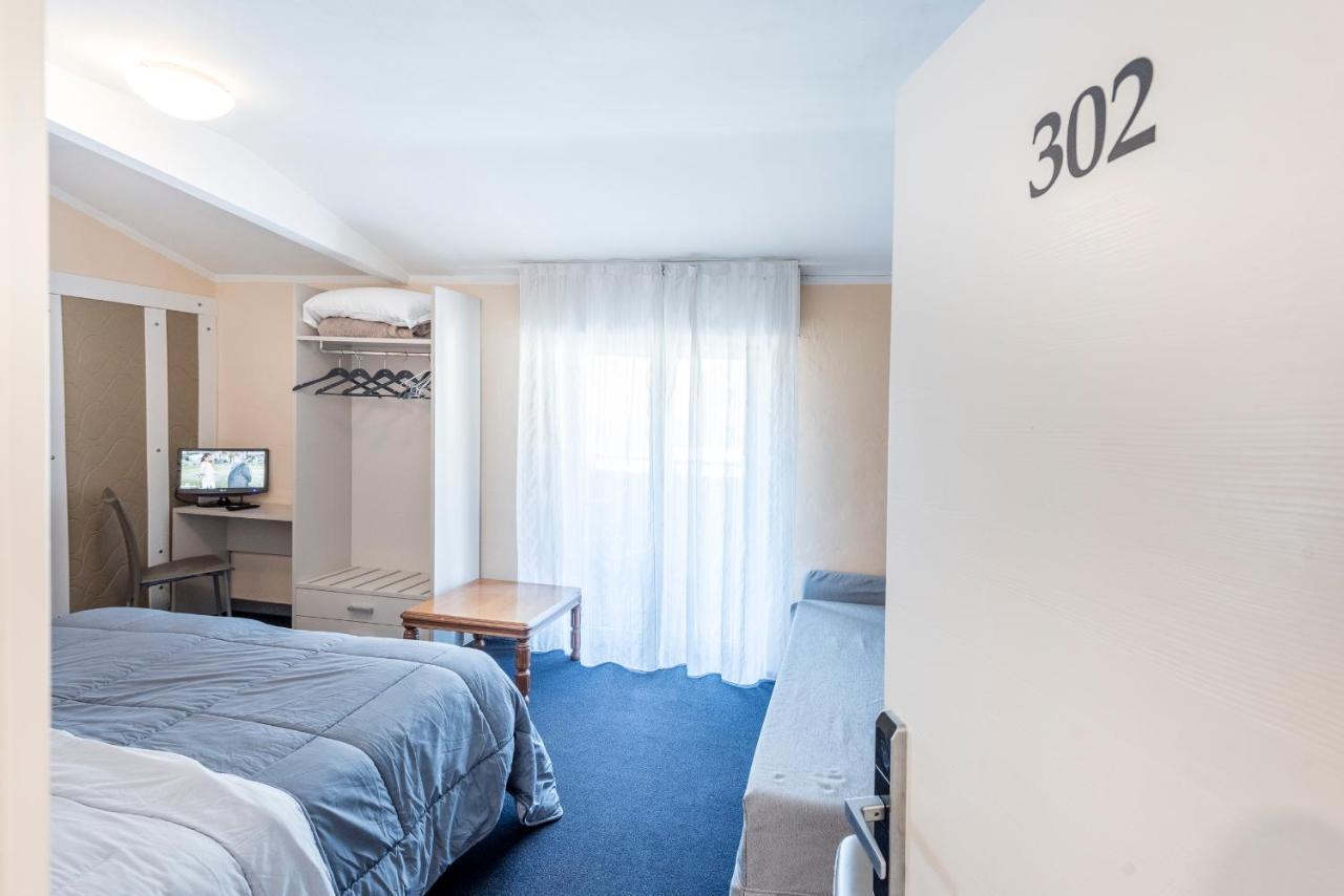 Hotel Rubino Nago Exteriör bild